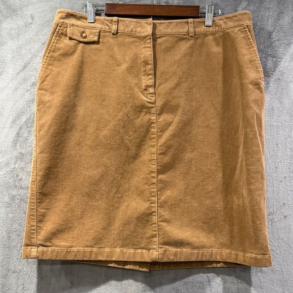 L.L. Bean Dresses & Skirts - LL Bean Classic Fit Skirt Women’s Size 18 Tan Corduroy Hip Pocket Preppy